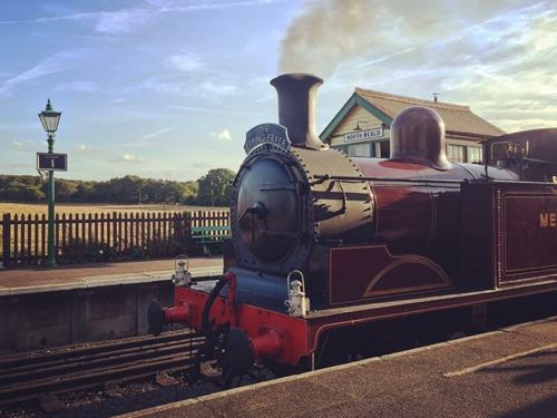 Valentines Day Fizz and Chips Evening Dining Train